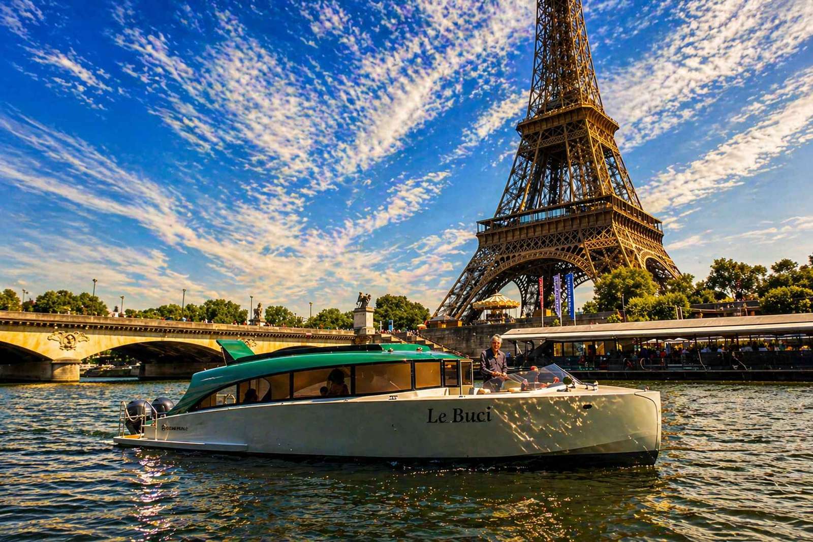 Paris: VIP-privatkryssning på Seine med champagne och macarons
