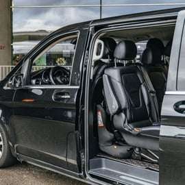 Paris: Standard Private Transfer to/from CDG Airport