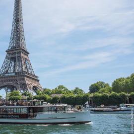 Paris: Cruzeiro de degustação de champanhe com partida da Torre Eiffel