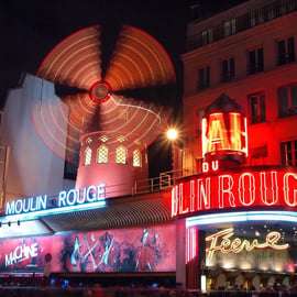 Tour nocturno por París y espectáculo del Moulin Rouge