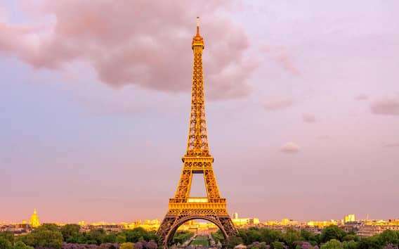 Paris: Eiffel Tower 2nd Floor Access or Summit Access