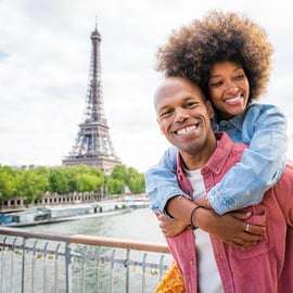 Paris: Eiffel Tower Photo Shoot