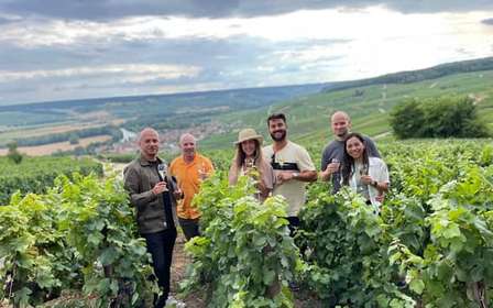 Da Parigi: Tour per piccoli gruppi dello Champagne con pranzo di 3 portate