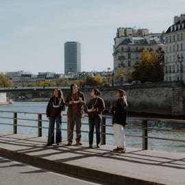 Visita guidata di Parigi in realtà virtuale sulla Senna