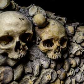 Paris: Catacombs Entry Ticket and Audio Guide