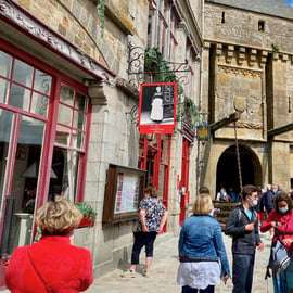 Från Paris: Privat Mont Saint-Michel & Normandie D-Day Tour