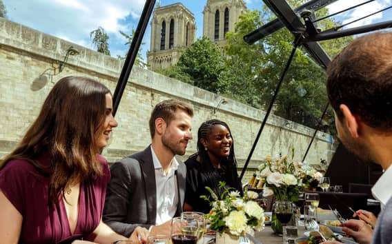 Paris: 2-Hour River Seine Lunch Cruise with 3-course-menu
