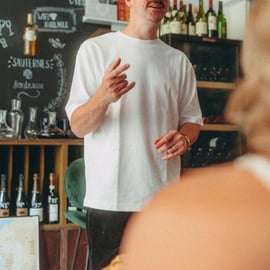 Ochutnávka vína a sýrů v Paříži v Secret Wine Door