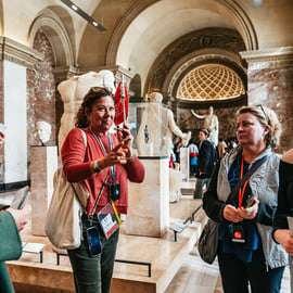 Paris: Visita guiada de 2 horas ao Museu do Louvre com acesso reservado
