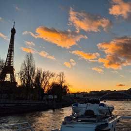 Kvällskryssning på Seine med dryck från Pont Neuf