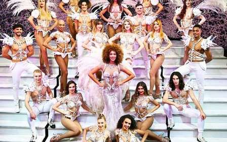 Parigi: cena e spettacolo di 3 portate al Paradis Latin Cabaret