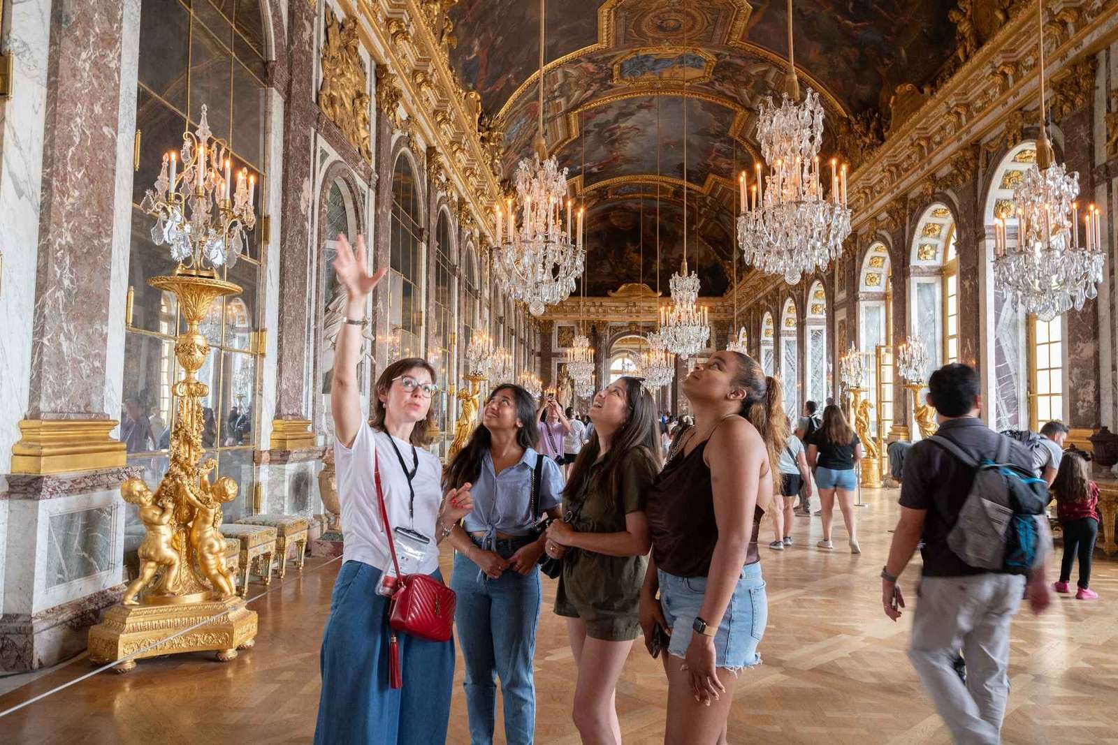 De Paris: Visita ao Palácio e Jardim de Versalhes com transferes