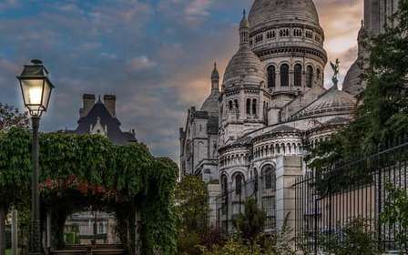 Parigi: Tour guidato a piedi di Montmartre con una guida locale