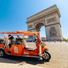 Paris: Private Electric TukTuk Highlights Tour