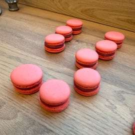 Paris: Macaron Baking Class in Central Paris