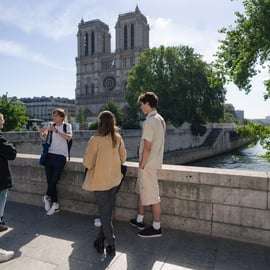 Visita guiada a Notre-Dame sem fila, com guia credenciado