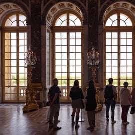 Tour salta fila del Palazzo di Versailles in treno da Parigi