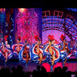 Spectacle du Moulin Rouge avec champagne et retour