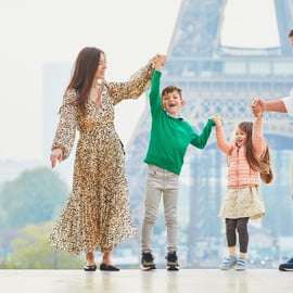 Paris: Eiffel Tower Photo Shoot
