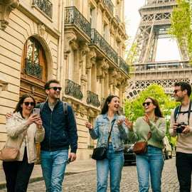 Eiffel Tower Tour with English Guide: 2nd Floor or Summit