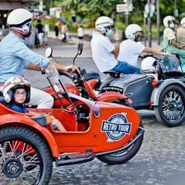 Tour de Paris en side-car vintage, de jour ou de nuit