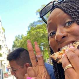 Mattur vid Canal Saint-Martin med provsmakning