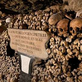 Visita às Catacumbas de Paris sem fila, em grupo de até 6