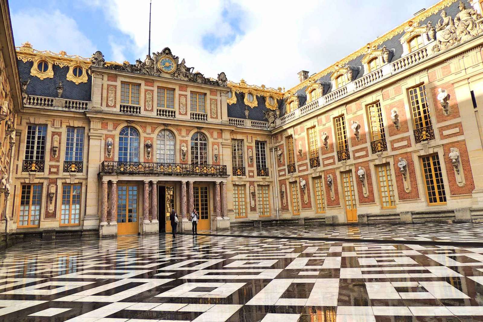 Versalhes: Excursão Guiada sem Fila ao Palácio com Jardins