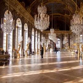 Tour salta fila del Palazzo di Versailles in treno da Parigi