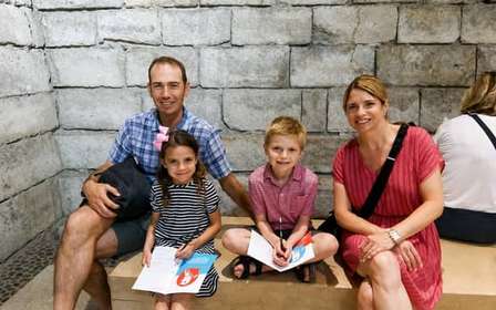 Parigi: Caccia al tesoro del Louvre per famiglie e bambini