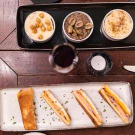 Paris: Food Tour in Le Marais with Tastings