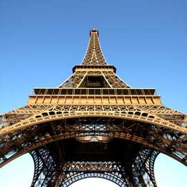 Paris: Tillgång till Eiffeltornet med audioguide och kryssning som tillval
