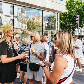 Parijs: Montmartre Kaas, Wijn & Gebak Wandeltour met gids