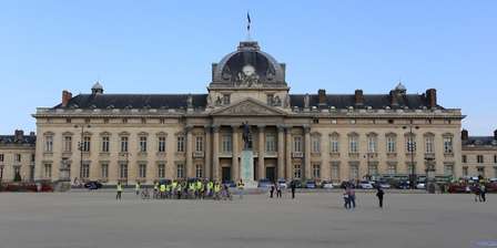 École militaire