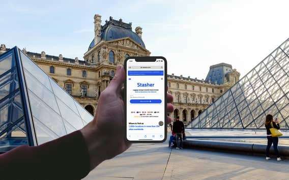 Csomagmegőrzés a Louvre közelében, méretkorlát nélkül