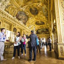 Paris: Louvre Museum Masterpieces Tour with Reserved Access