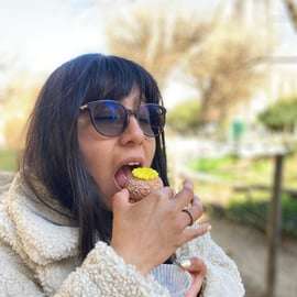 Paris: Le Marais Bakery and Pastry Food Tour with Tastings