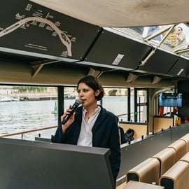 Paris: 1-Hour River Seine Cruise with Audio Commentary